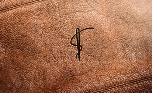 五步打造卓越品牌 從產(chǎn)品營銷到企業(yè)形象策劃的完整路徑